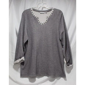 Susan Graver Women's L Gray Knit Top Sweetheart Studded Neck Rolled 3/4 Sleeve